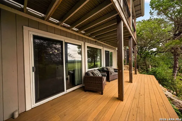 776 Grandview Circle Bandera, TX 78003