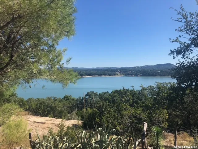 776 Grandview Circle Bandera, TX 78003