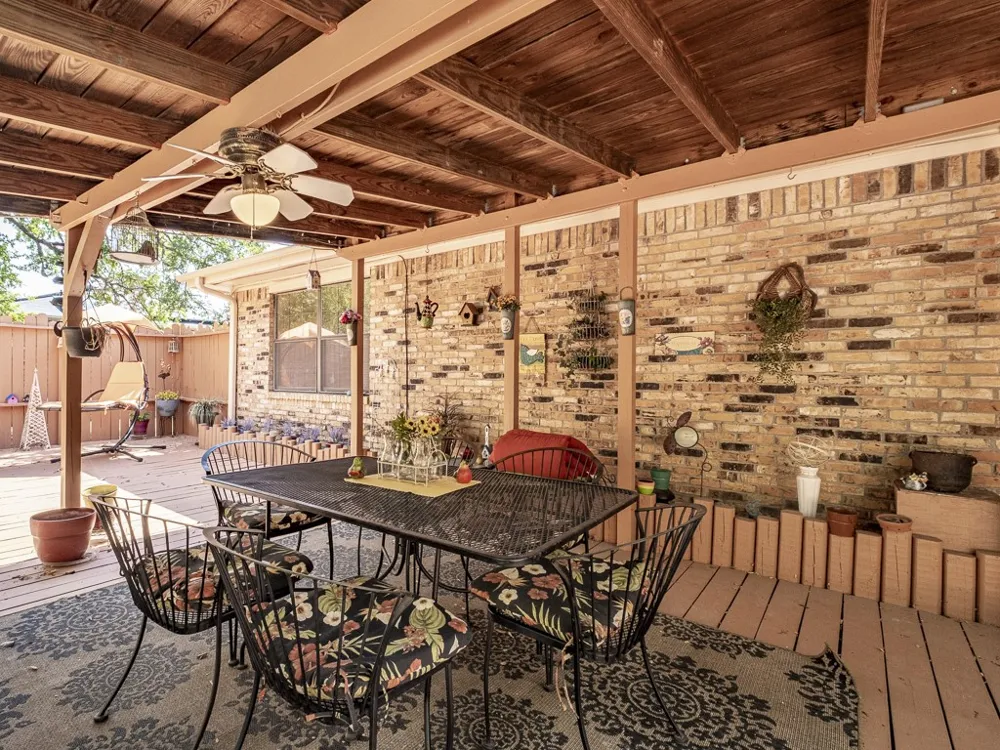 408 Heritage Trail Granbury, TX 76048