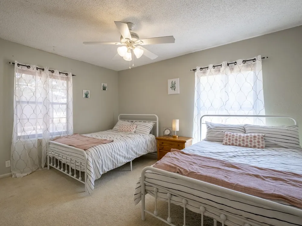 408 Heritage Trail Granbury, TX 76048