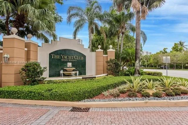 19555 E Country Club Dr #8408 Aventura, FL 33180