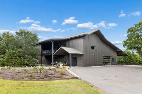 1306 Morrow Road