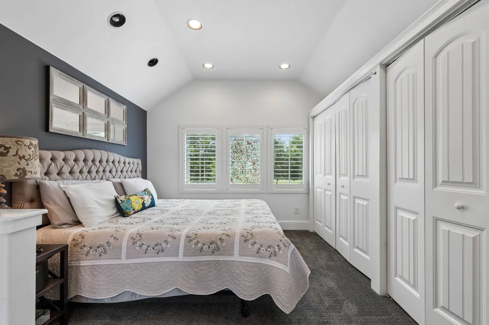 1306 Morrow Road Valley View, TX 76272