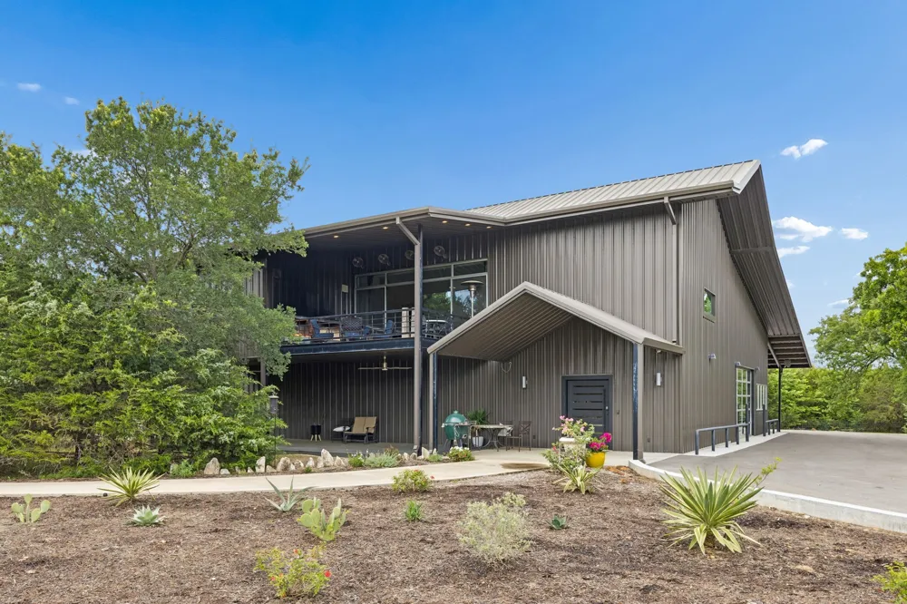 1306 Morrow Road Valley View, TX 76272