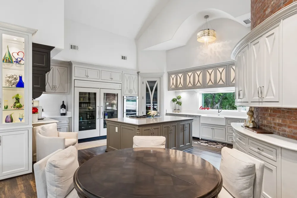 1306 Morrow Road Valley View, TX 76272
