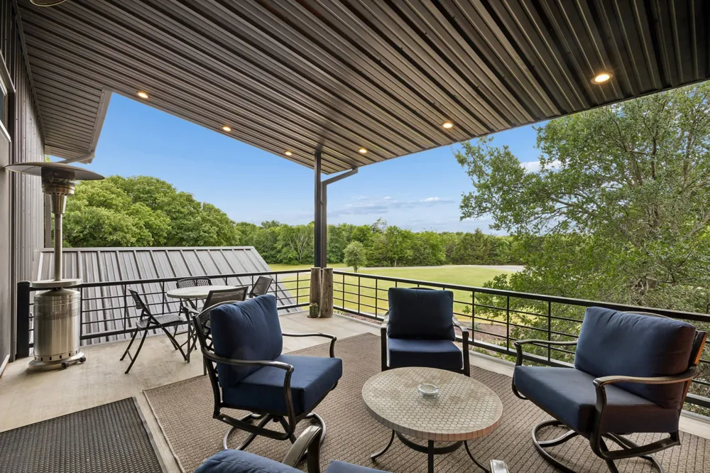 1306 Morrow Road Valley View, TX 76272