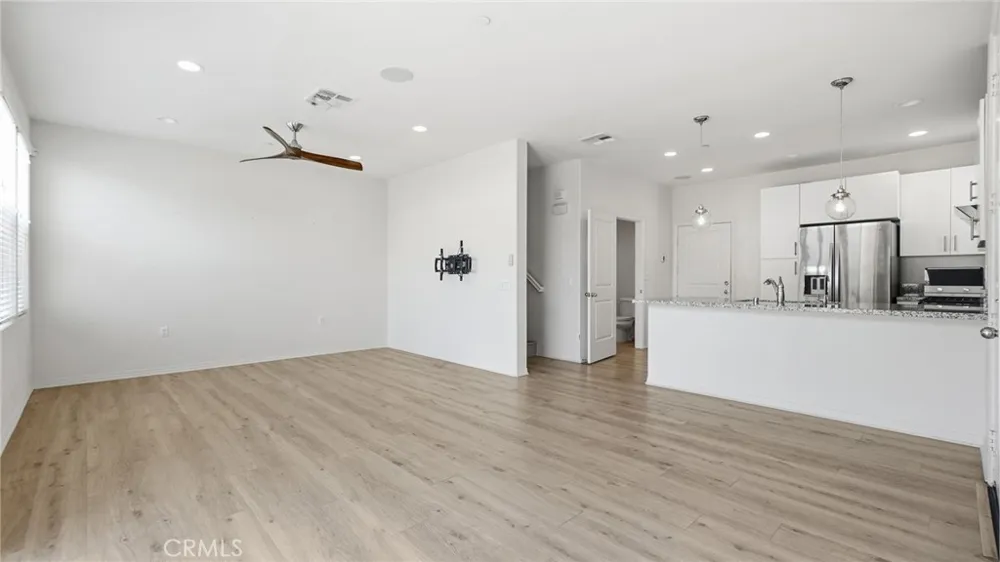 5661 Mcculloch #105 Temple City, CA 91780