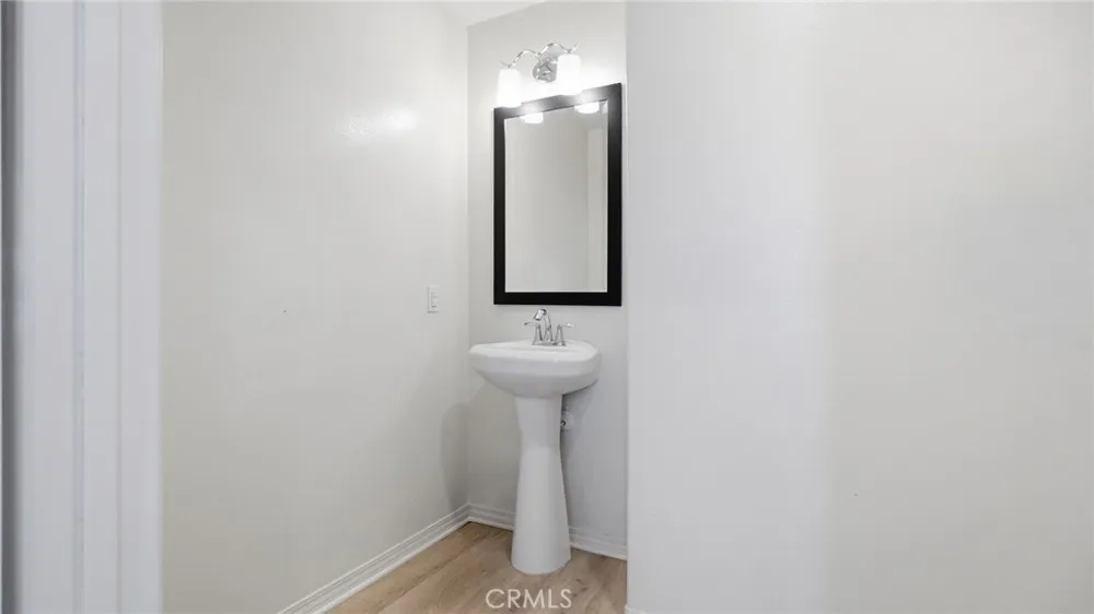 5661 Mcculloch #105 Temple City, CA 91780