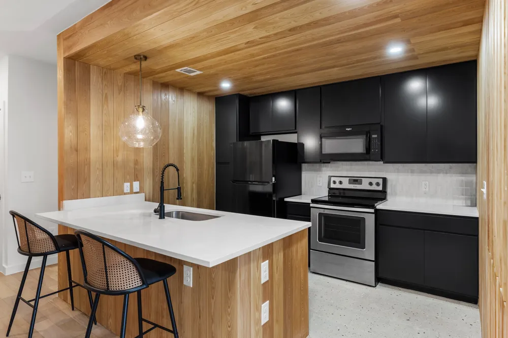 2505 Thornton Road #2204 Austin, TX 78704