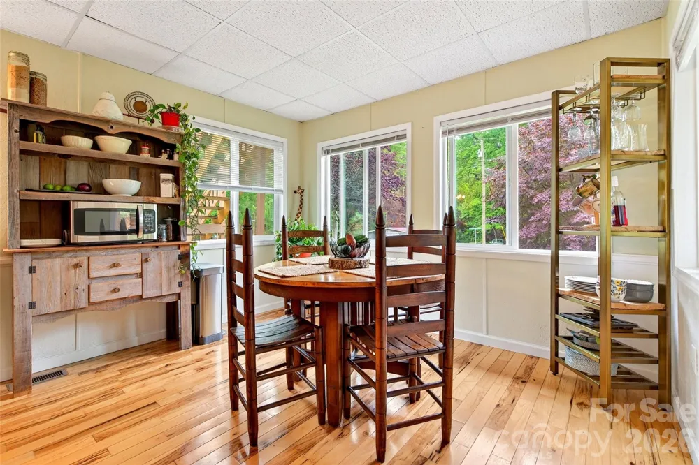 227 Locust Cove Road Marion, NC 28752