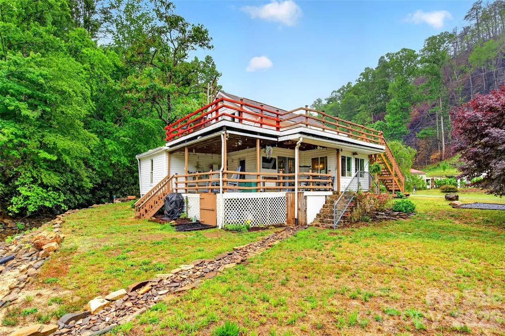 227 Locust Cove Road Marion, NC 28752