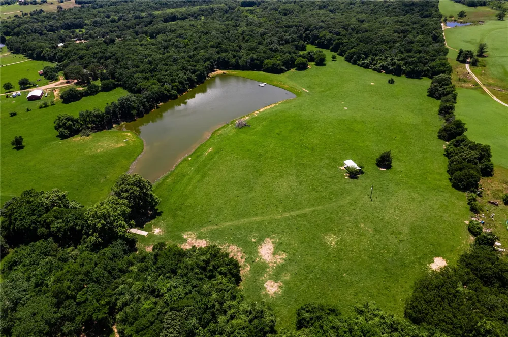 8970 FM 59 Athens, TX 75751