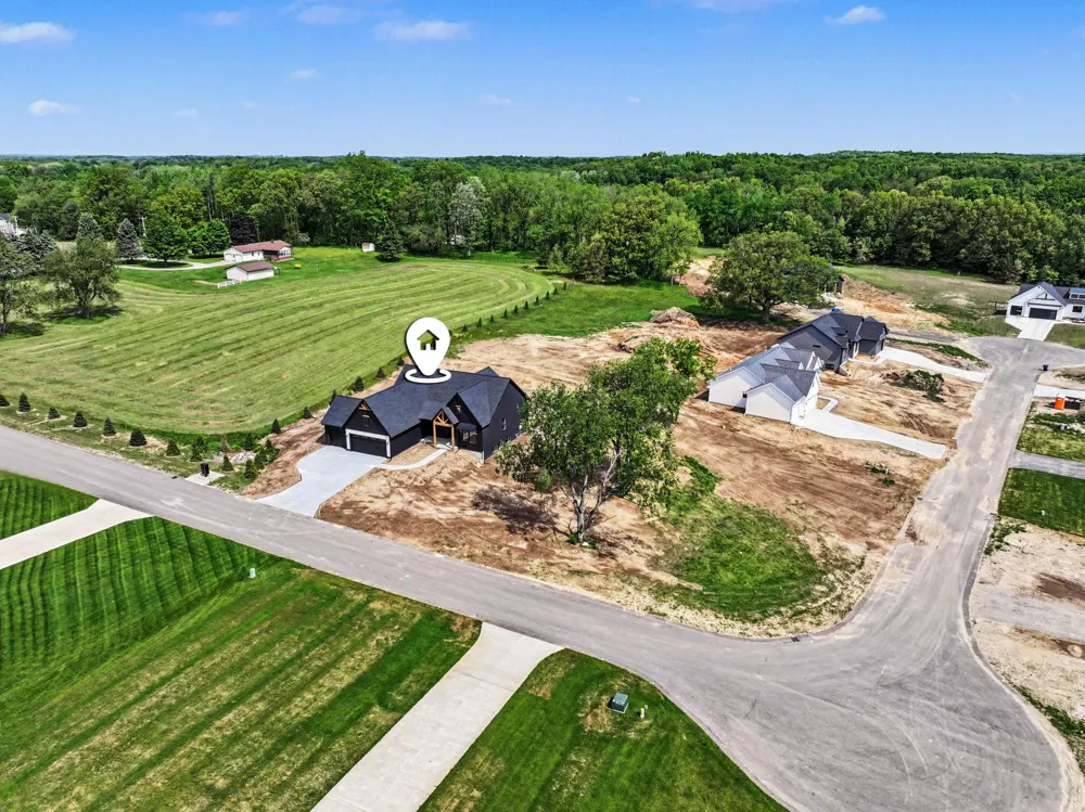 11279 Bancroft Way SE Alto, MI 49302