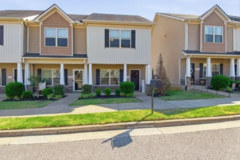 1516 Sprucedale Dr