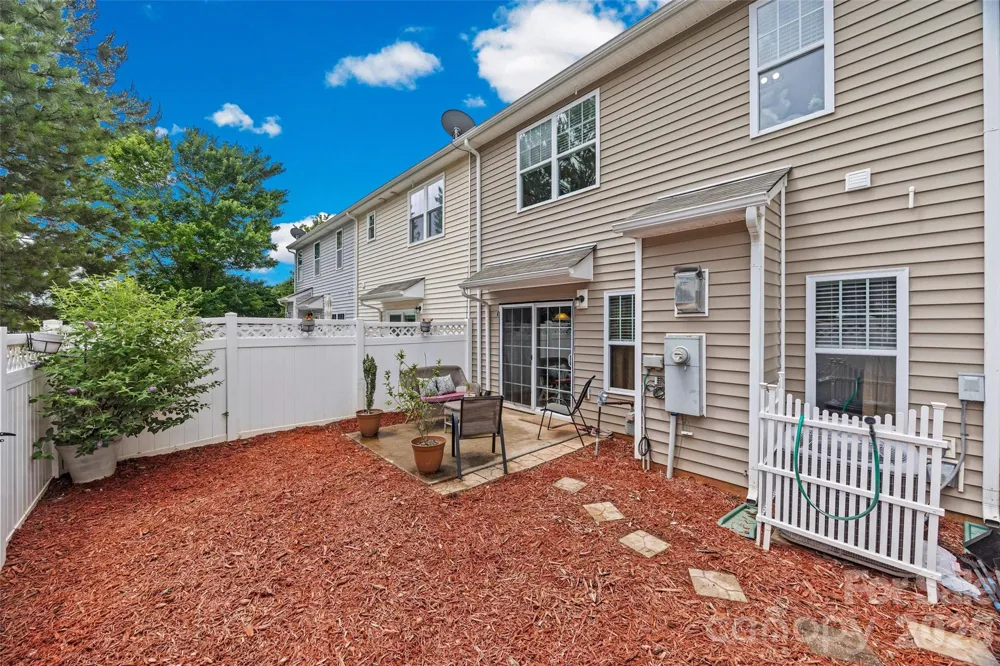 1435 Harpers Inlet Drive Clover, SC 29710