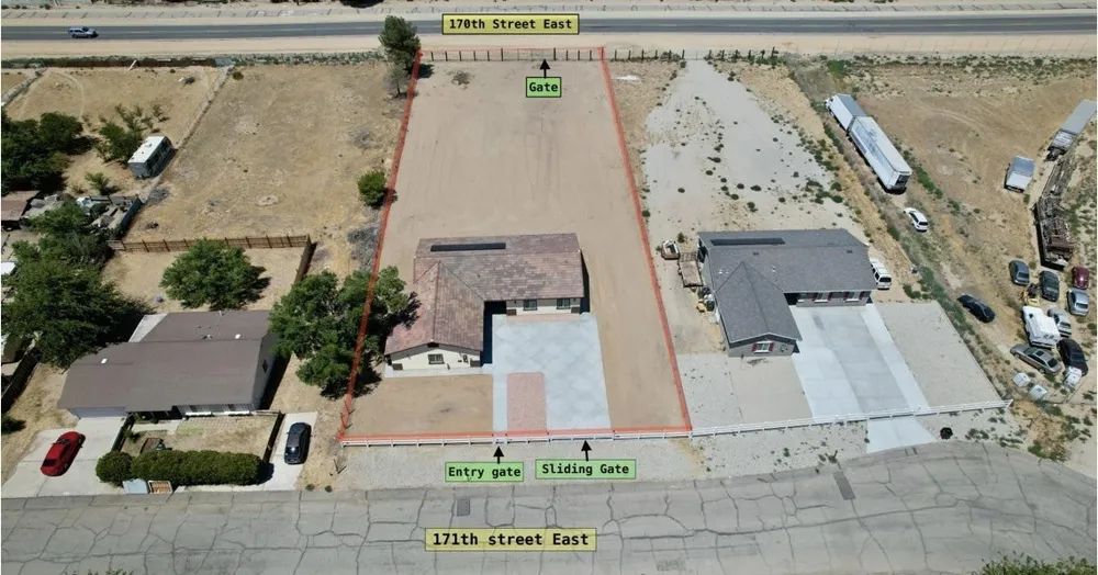 40719 171th Street Lake Los Angeles, CA 93535