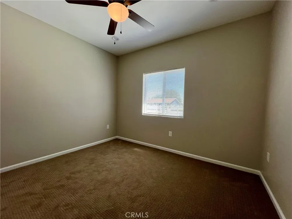 40719 171th Street Lake Los Angeles, CA 93535