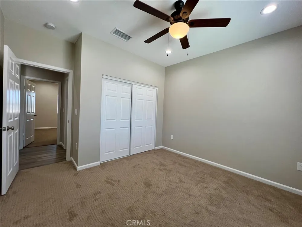 40719 171th Street Lake Los Angeles, CA 93535