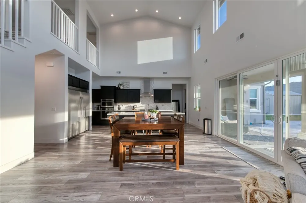 1736 Renn Clovis, CA 93619