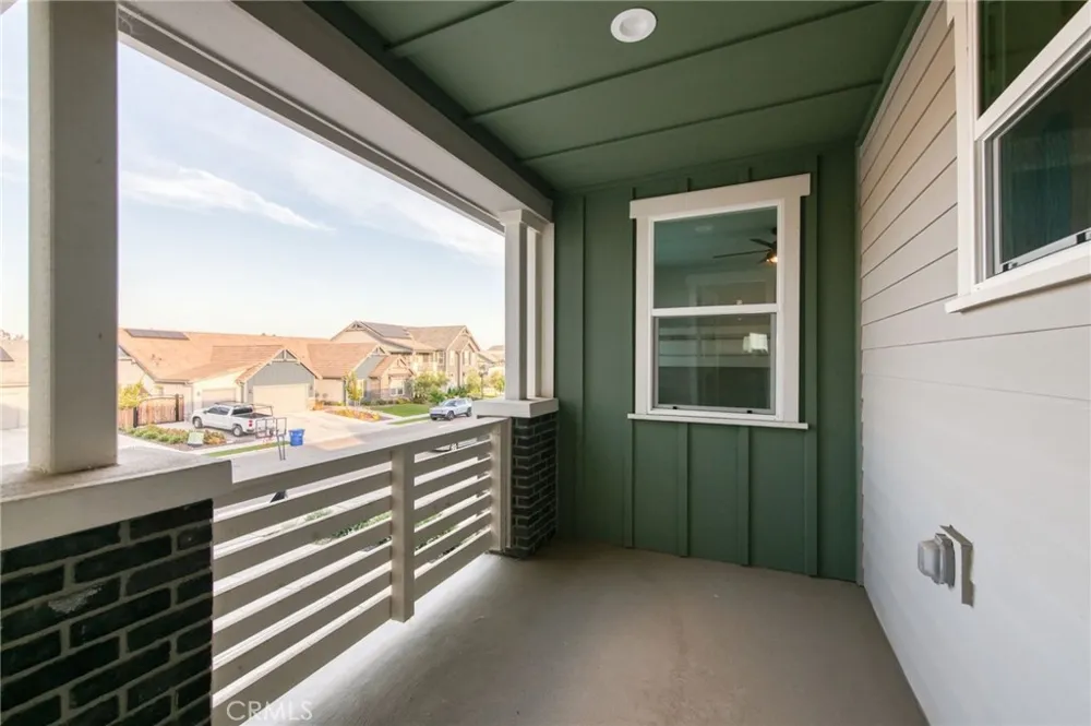 1736 Renn Clovis, CA 93619