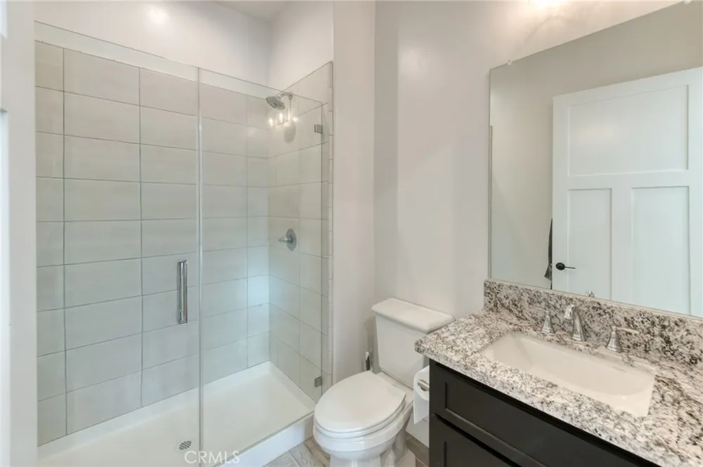 1736 Renn Clovis, CA 93619