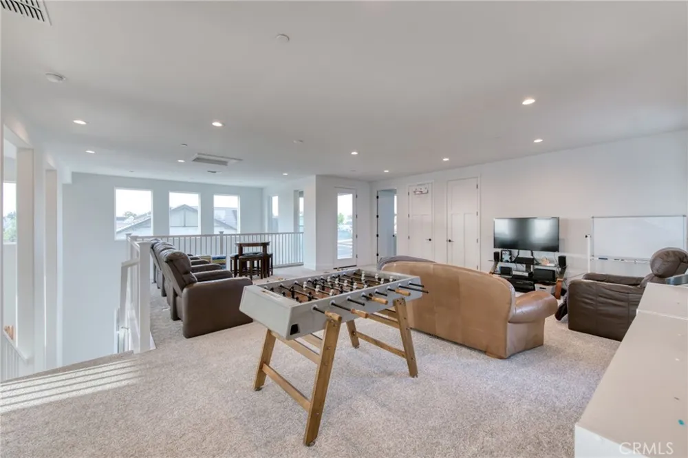 1736 Renn Clovis, CA 93619