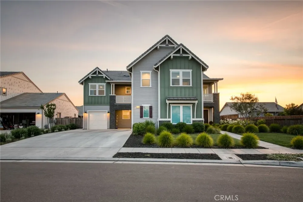 1736 Renn Clovis, CA 93619