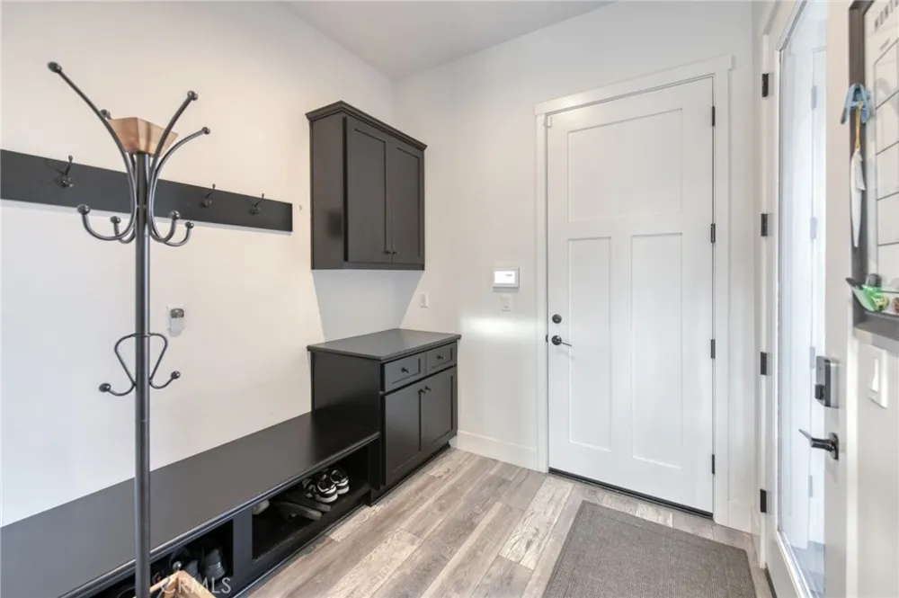 1736 Renn Clovis, CA 93619