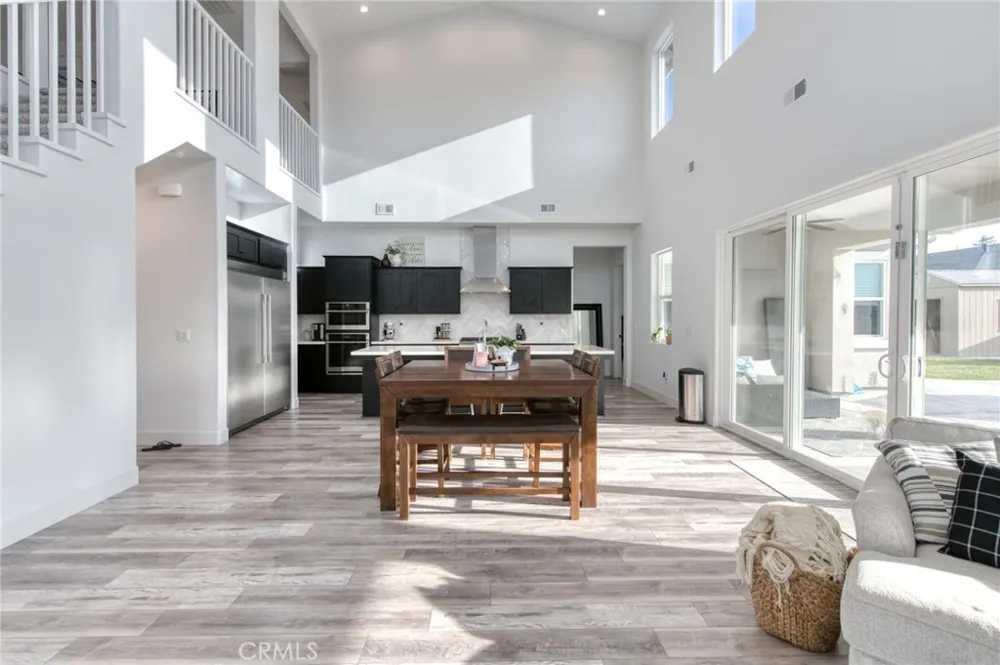 1736 Renn Clovis, CA 93619
