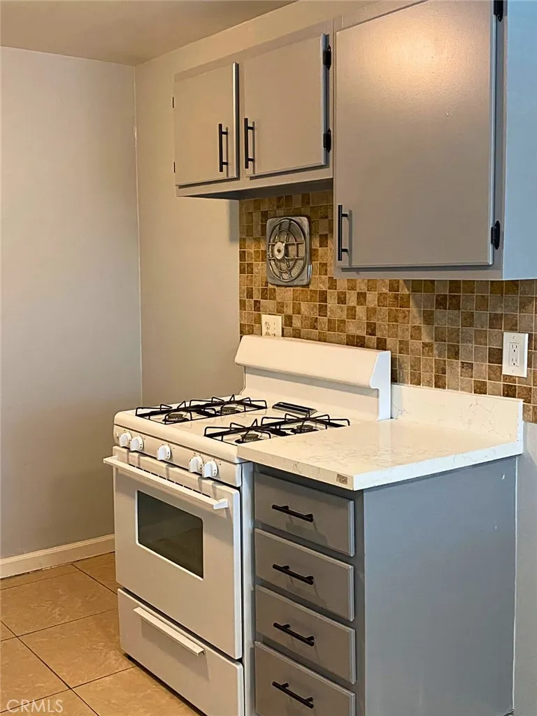 811 Orchid Court #J Upland, CA 91786