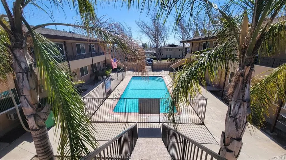 811 Orchid Court #J Upland, CA 91786