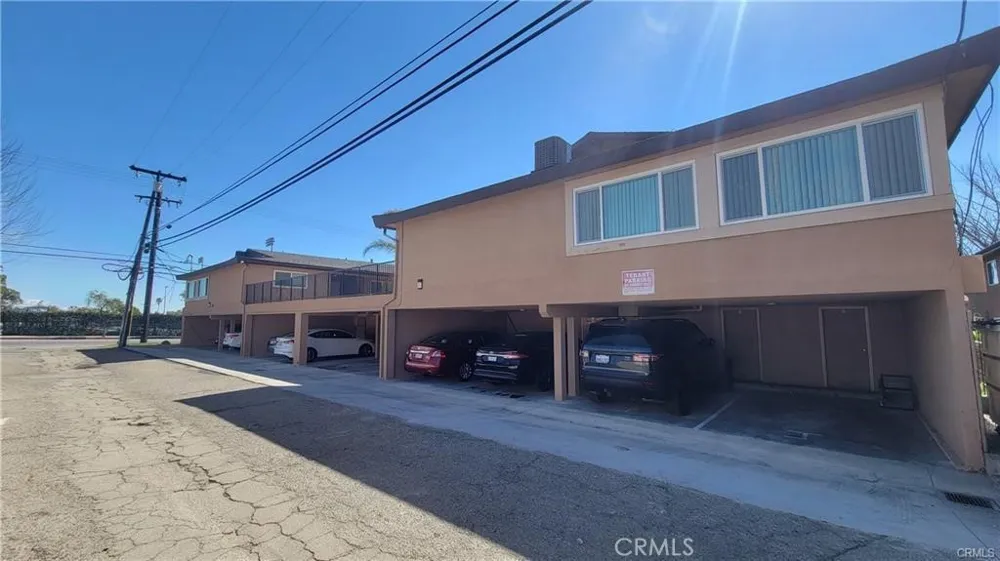 811 Orchid Court #J Upland, CA 91786