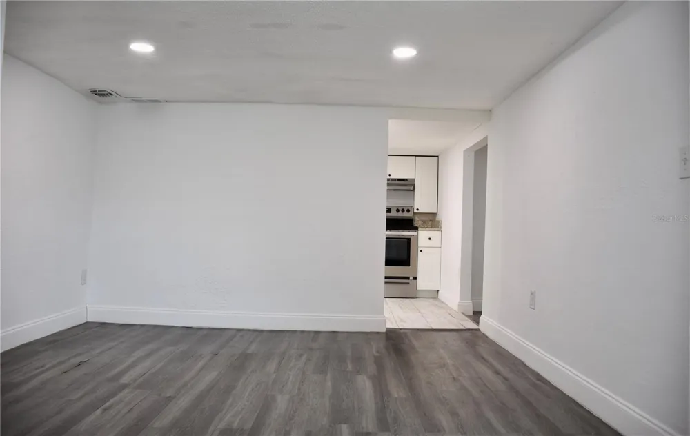 402 LENOX STREET Lakeland, FL 33803