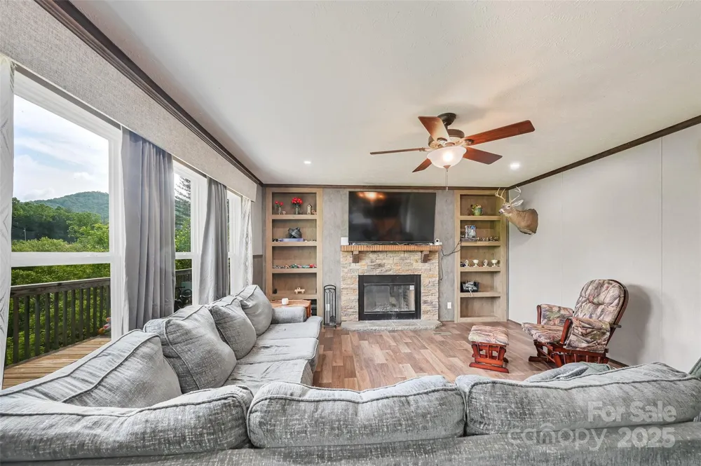 208 Stillwater Springs Road Burnsville, NC 28714