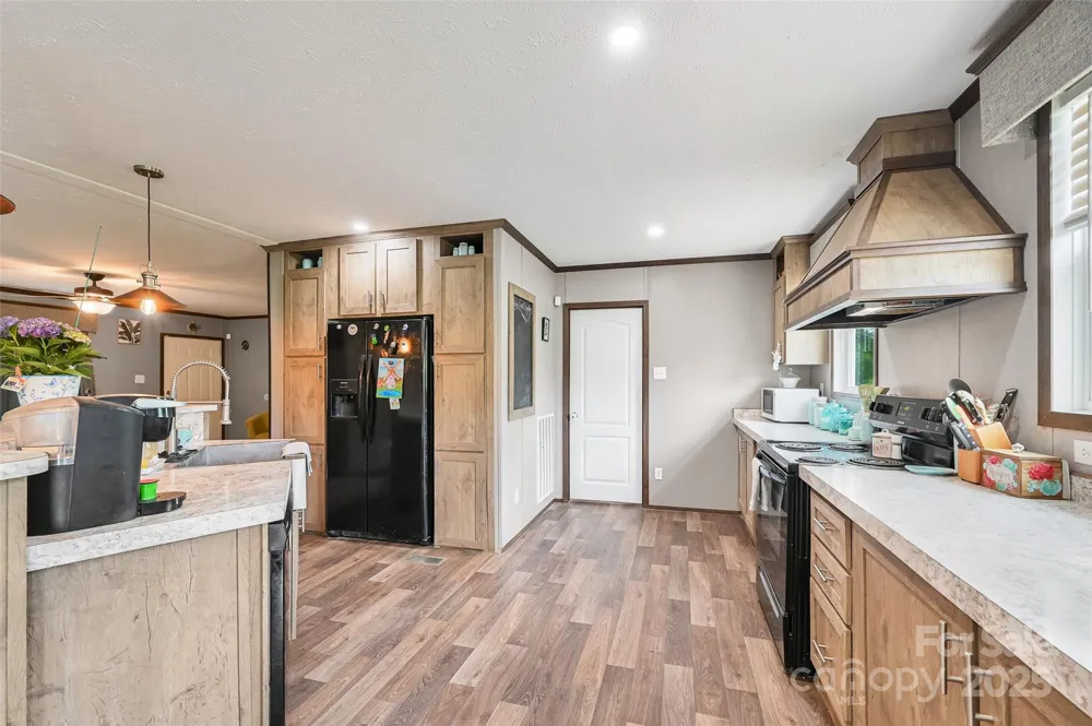 208 Stillwater Springs Road Burnsville, NC 28714