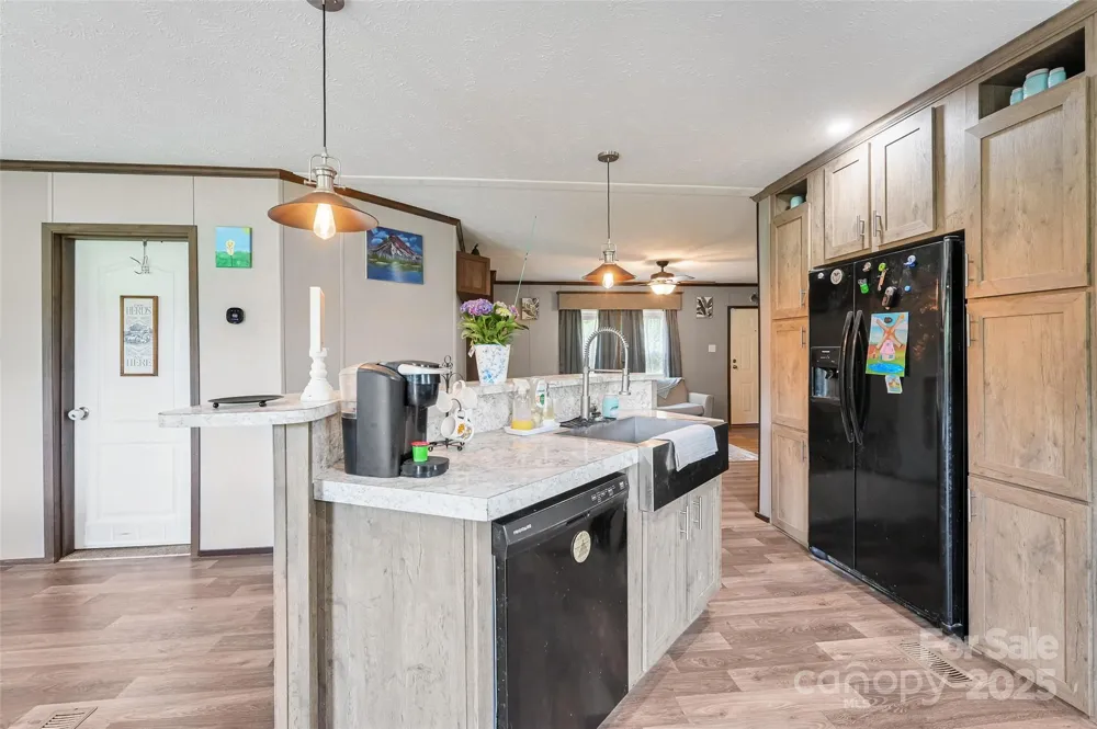 208 Stillwater Springs Road Burnsville, NC 28714