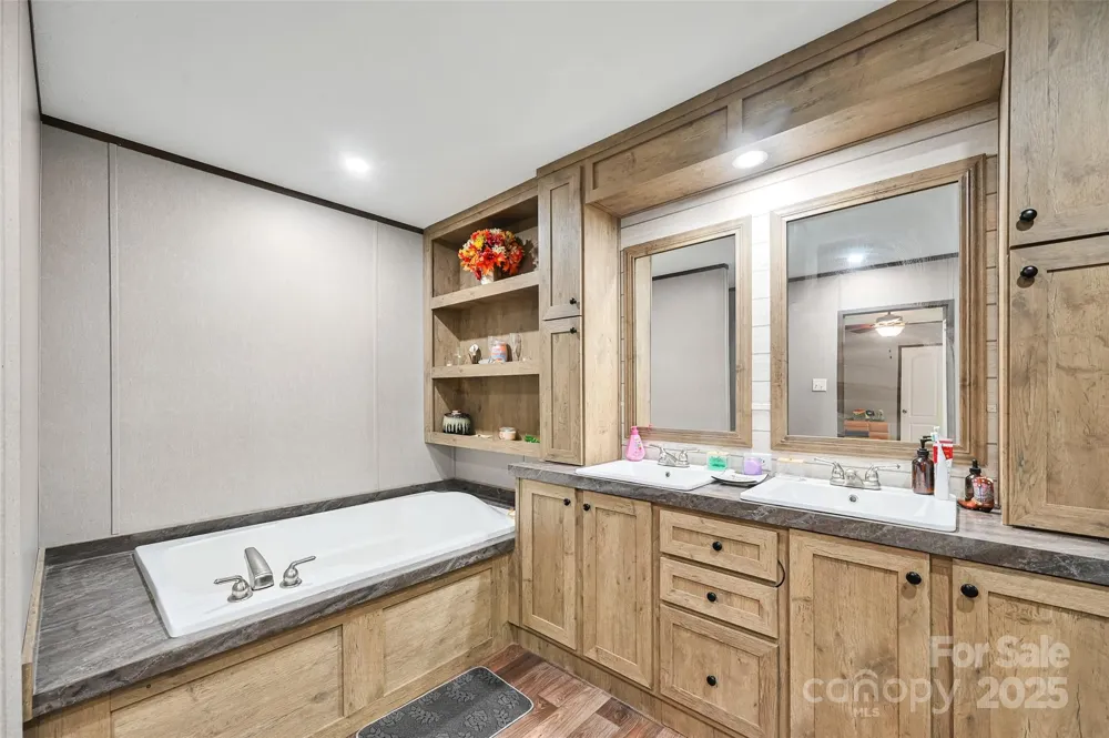 208 Stillwater Springs Road Burnsville, NC 28714