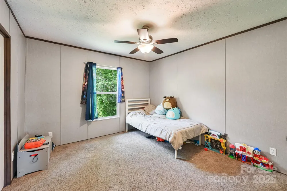 208 Stillwater Springs Road Burnsville, NC 28714