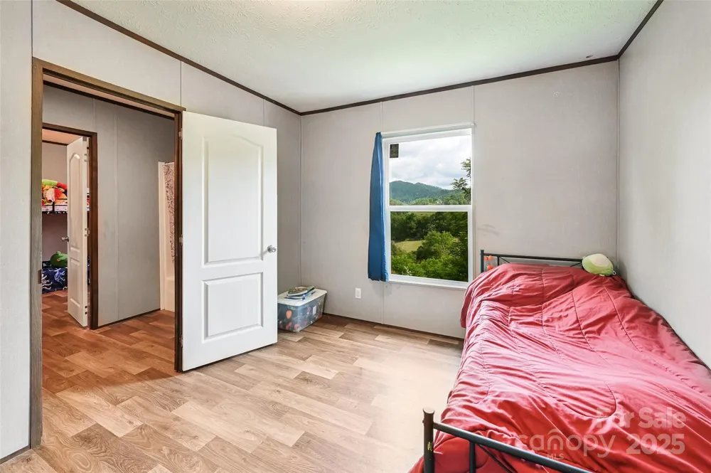 208 Stillwater Springs Road Burnsville, NC 28714