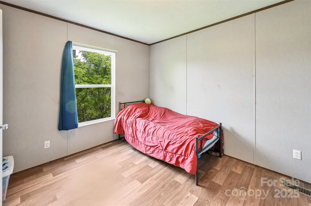 208 Stillwater Springs Road Burnsville, NC 28714