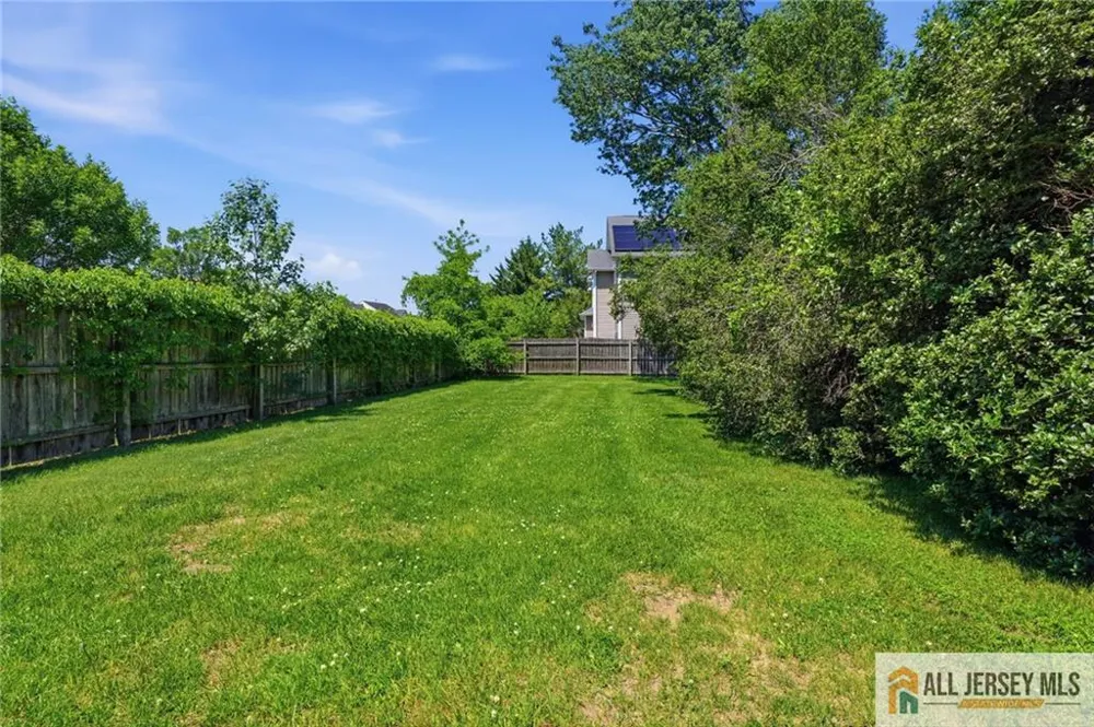 706 Old York Road Hightstown, NJ 08520