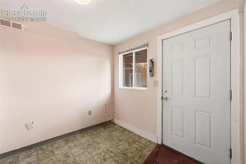68 Minnehaha Avenue Manitou Springs, CO 80829