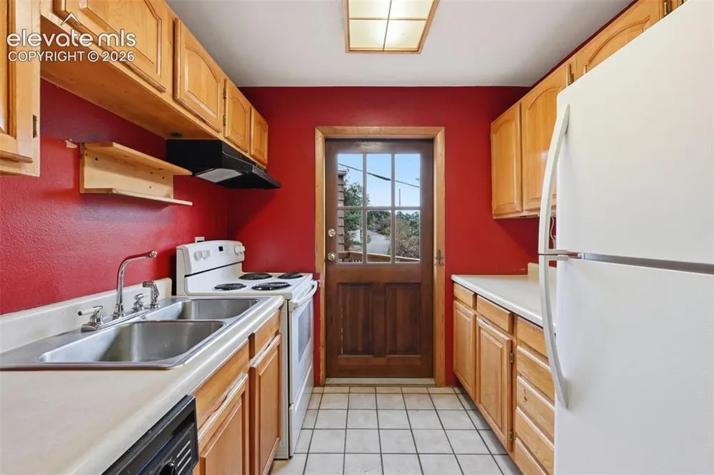 68 Minnehaha Avenue Manitou Springs, CO 80829