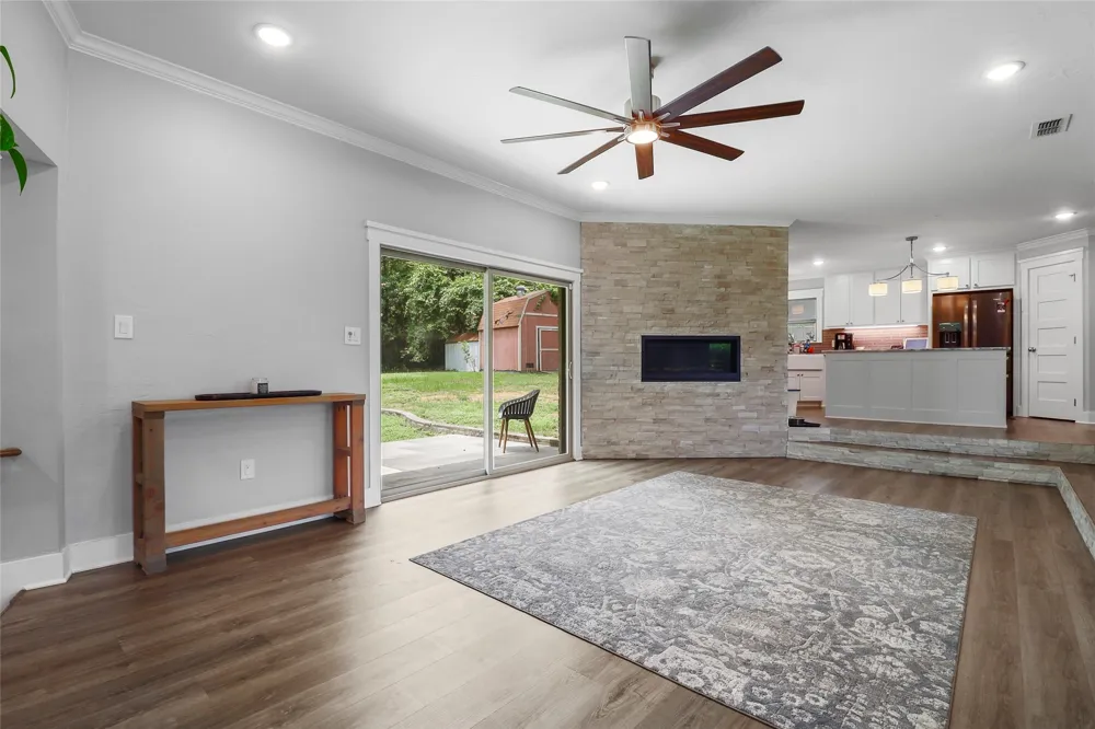 707 Tullie Drive Longview, TX 75601