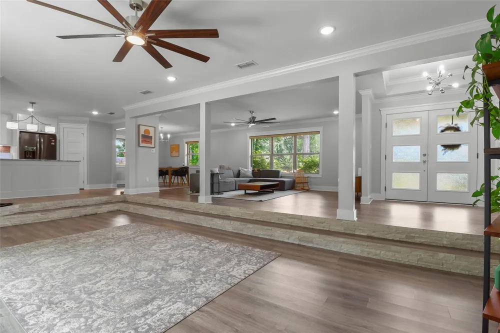 707 Tullie Drive Longview, TX 75601