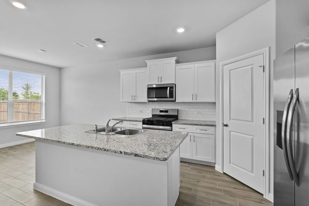 9705 Austin Hollow Road Crowley, TX 76036