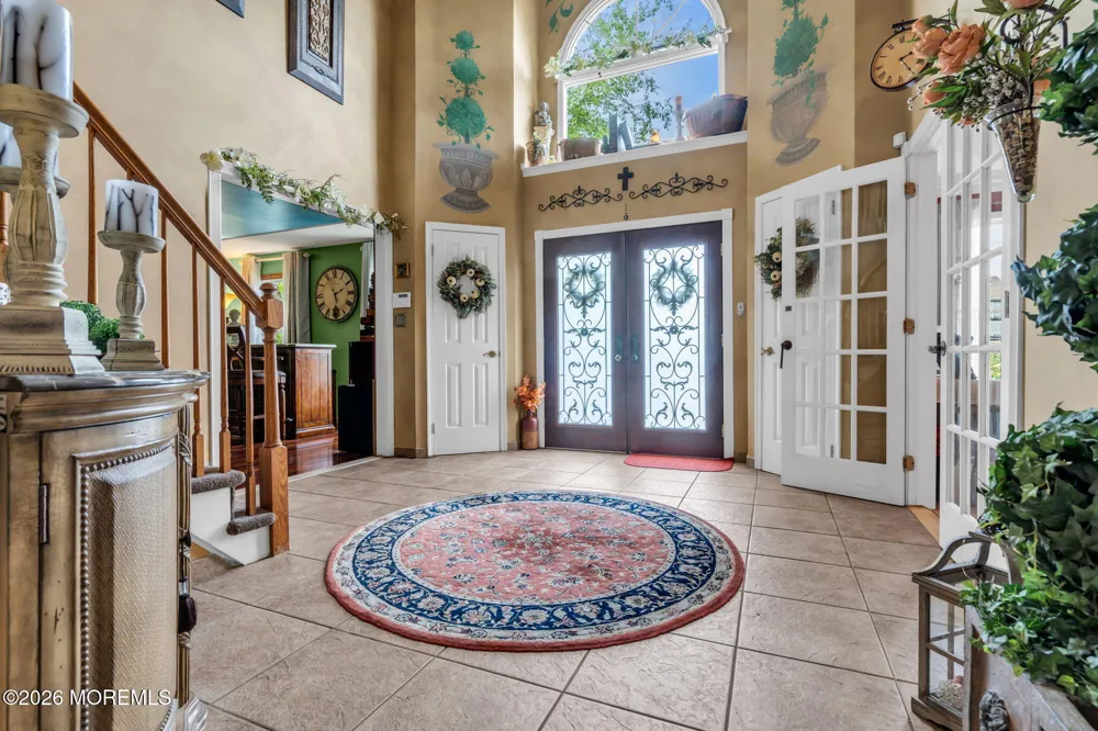 21 Ryan Road Marlboro, NJ 07746