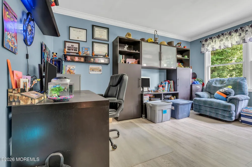 21 Ryan Road Marlboro, NJ 07746
