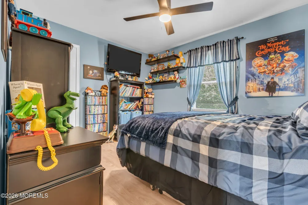 21 Ryan Road Marlboro, NJ 07746