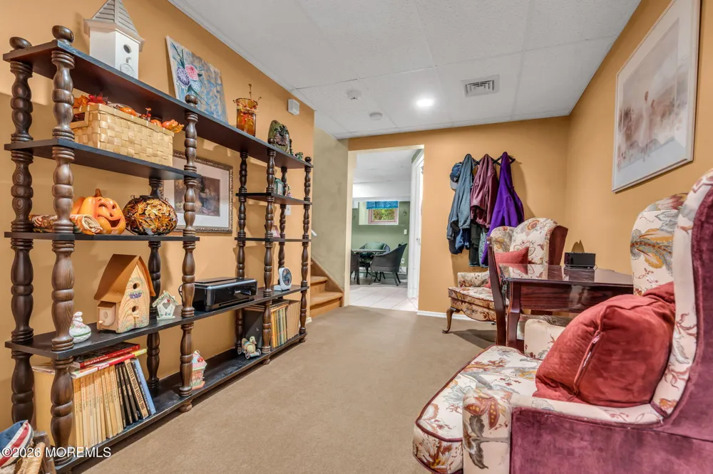 21 Ryan Road Marlboro, NJ 07746